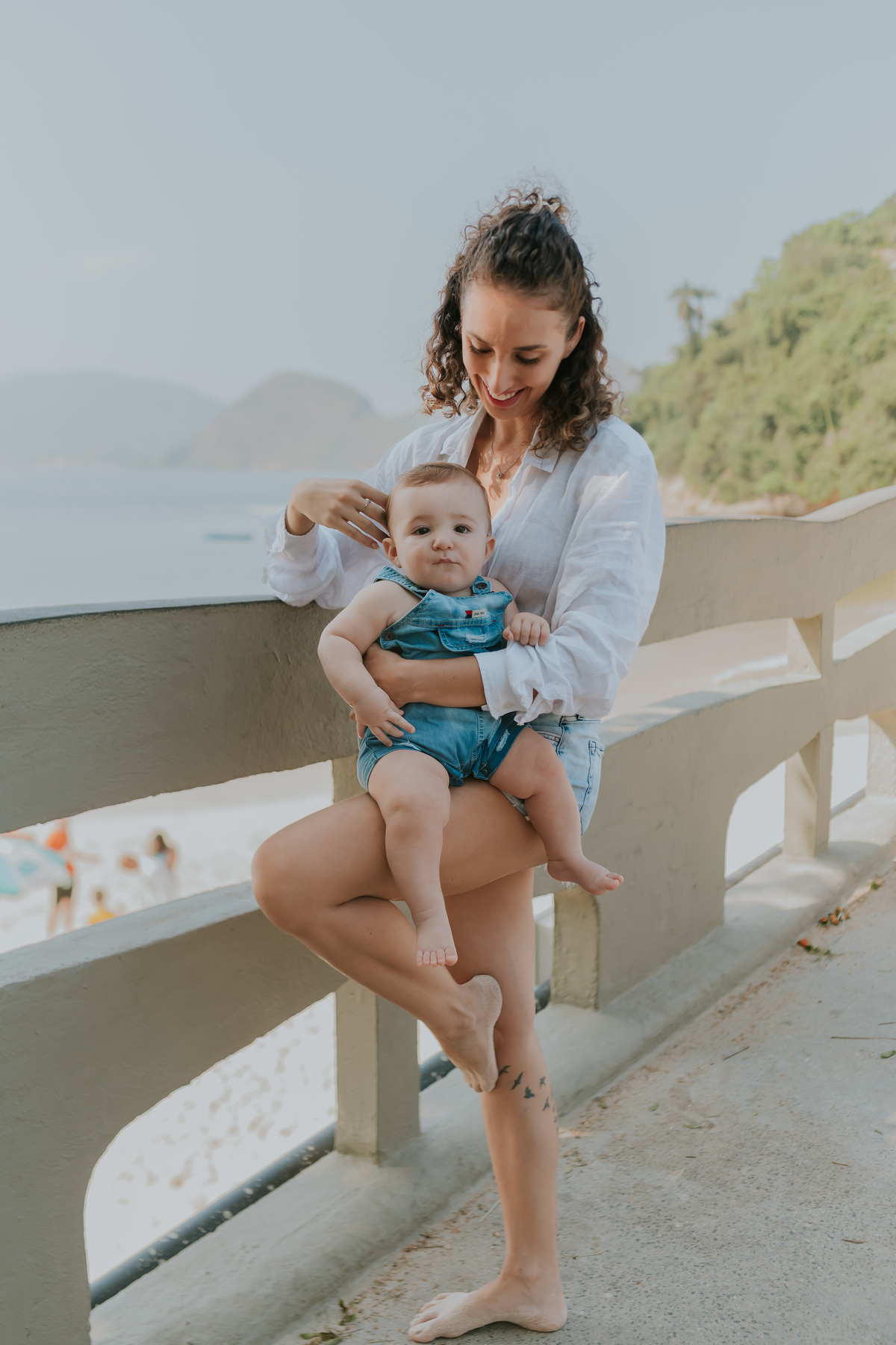 fotografia ensaio familia externo acompanhamento bebe 7 meses praia da boa viagem Niteroi rio de janeiro fotografa 