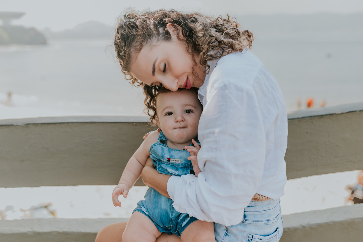 fotografia ensaio familia externo acompanhamento bebe 7 meses praia da boa viagem Niteroi rio de janeiro fotografa 