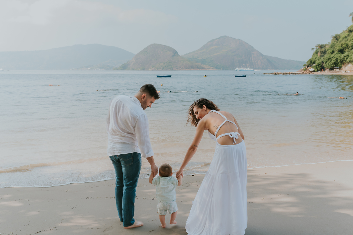 fotografia ensaio familia externo acompanhamento bebe 7 meses praia da boa viagem Niteroi rio de janeiro fotografa 