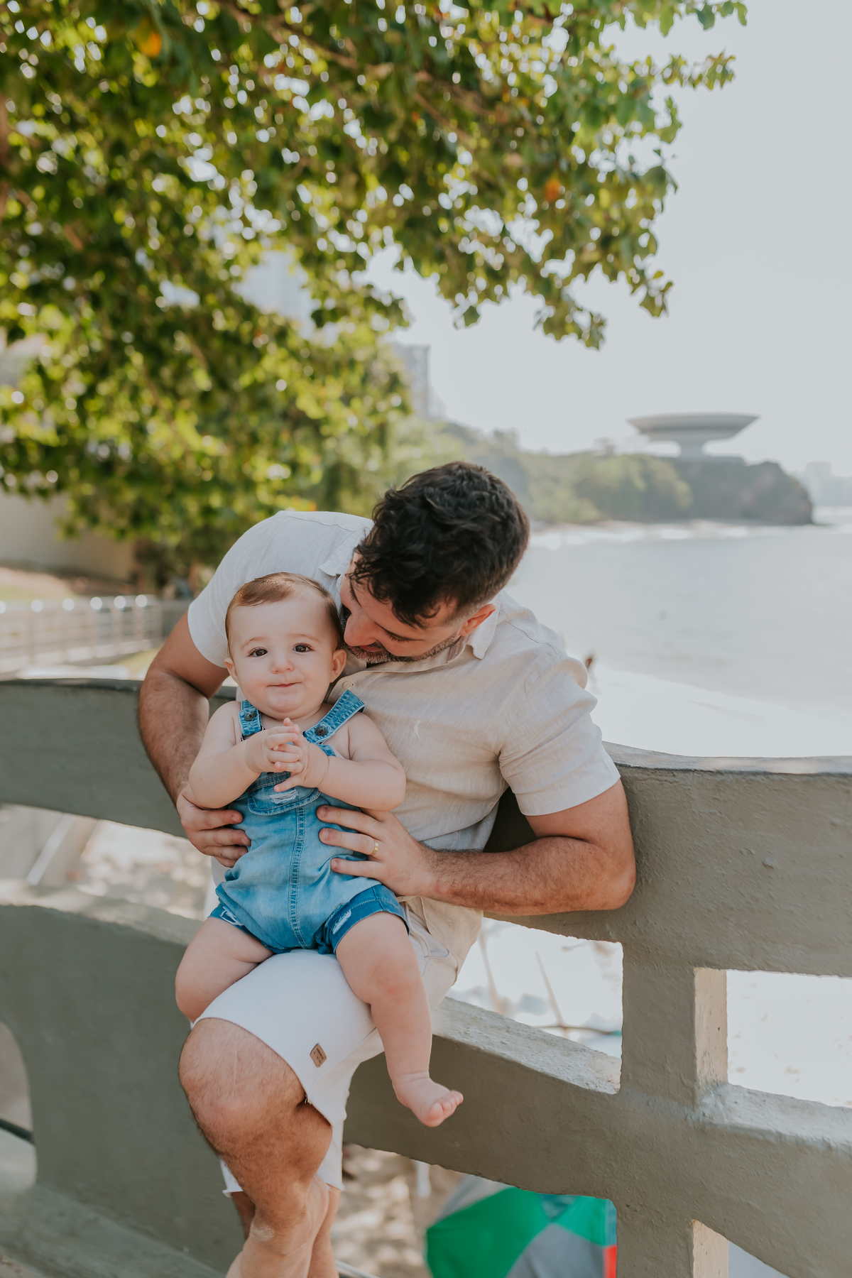 fotografia ensaio familia externo acompanhamento bebe 7 meses praia da boa viagem Niteroi rio de janeiro fotografa 