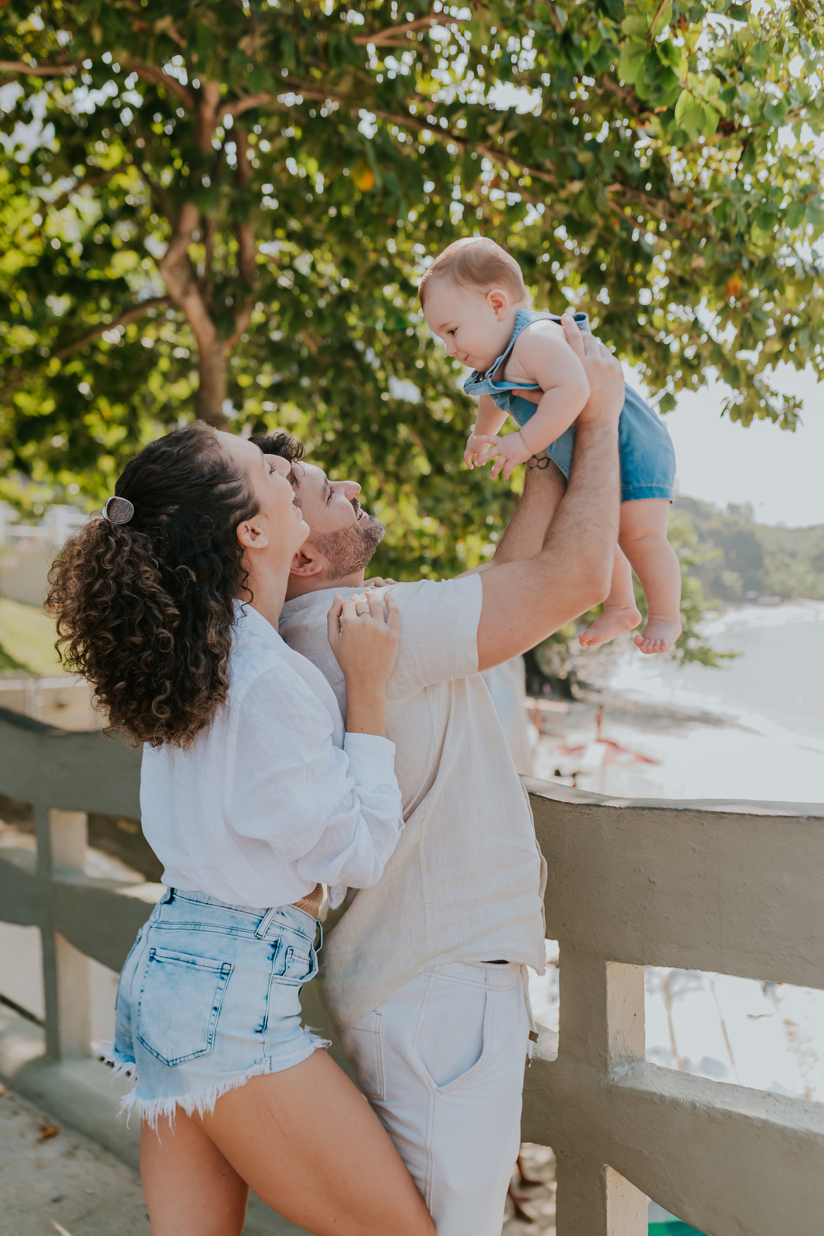 fotografia ensaio familia externo acompanhamento bebe 7 meses praia da boa viagem Niteroi rio de janeiro fotografa 