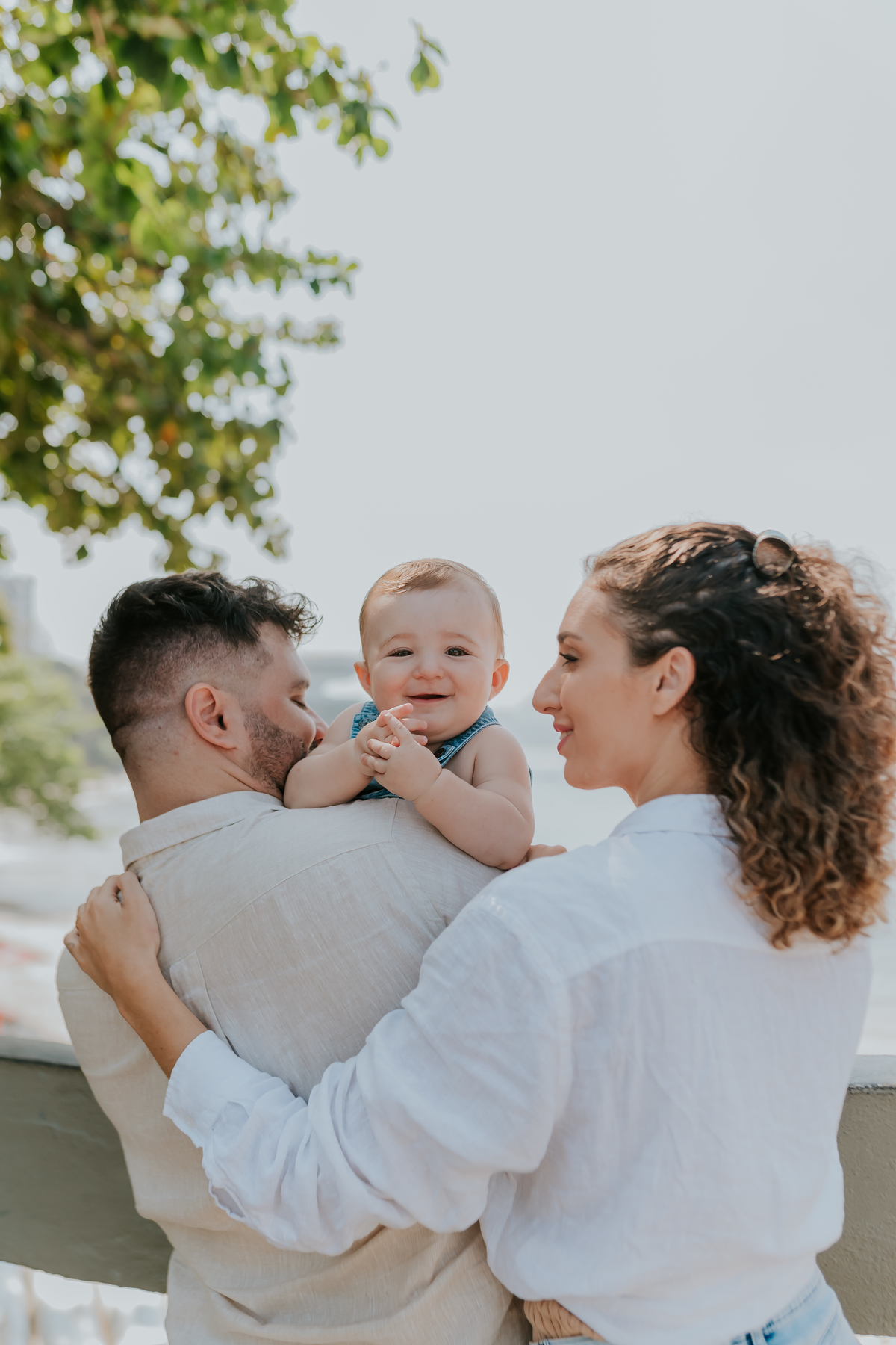 fotografia ensaio familia externo acompanhamento bebe 7 meses praia da boa viagem Niteroi rio de janeiro fotografa 