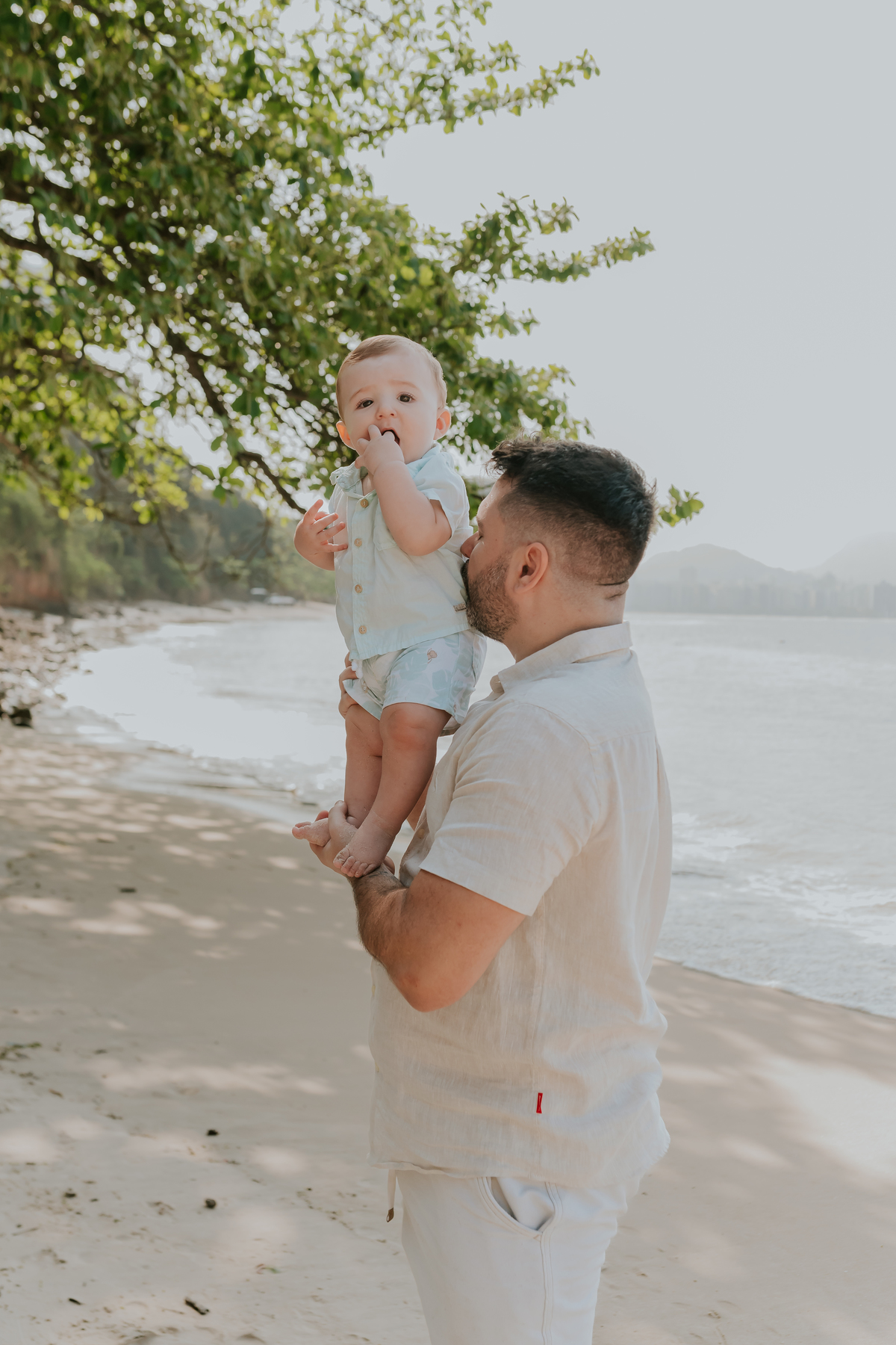 fotografia ensaio familia externo acompanhamento bebe 7 meses praia da boa viagem Niteroi rio de janeiro fotografa 