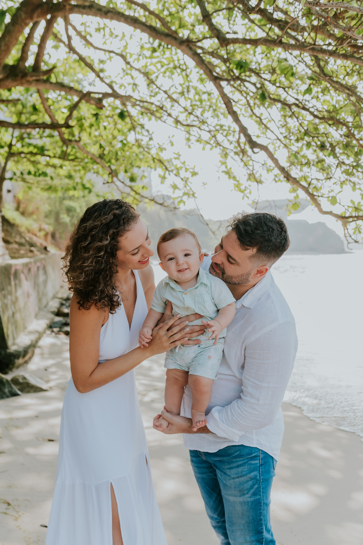 fotografia ensaio familia externo acompanhamento bebe 7 meses praia da boa viagem Niteroi rio de janeiro fotografa 