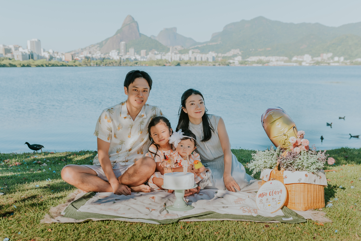 fotografia ensaio familia externo lagoa rodrigo de Freitas japonesa mia e anna fotografa Rio de Janeiro 