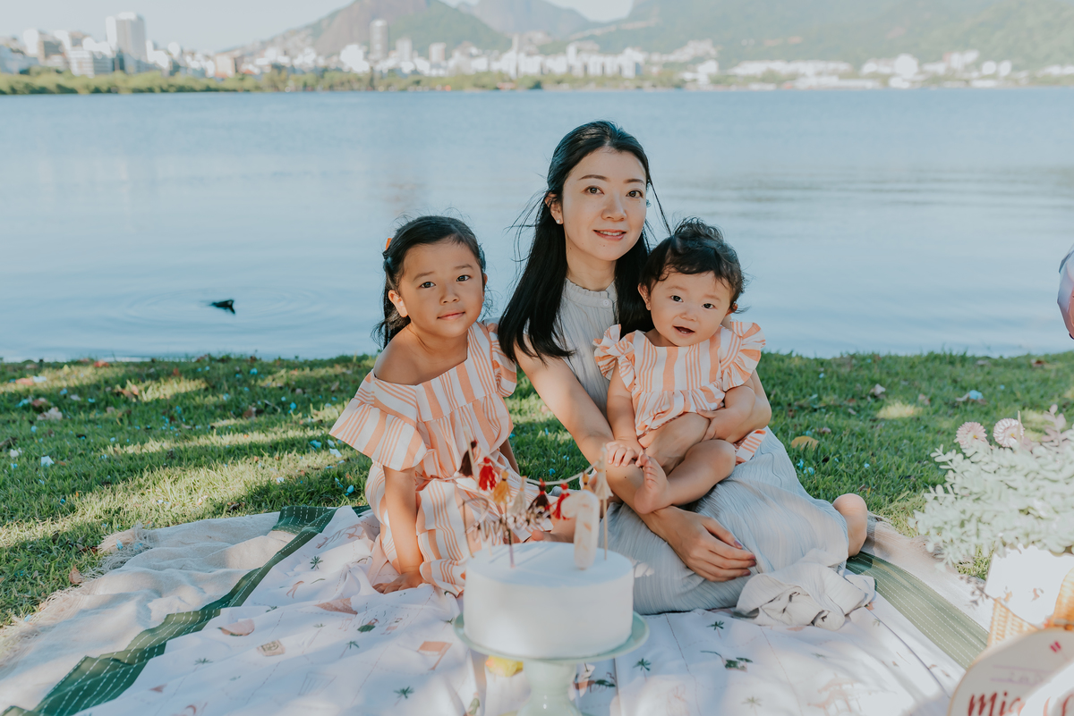 fotografia ensaio familia externo lagoa rodrigo de Freitas japonesa mia e anna fotografa Rio de Janeiro 