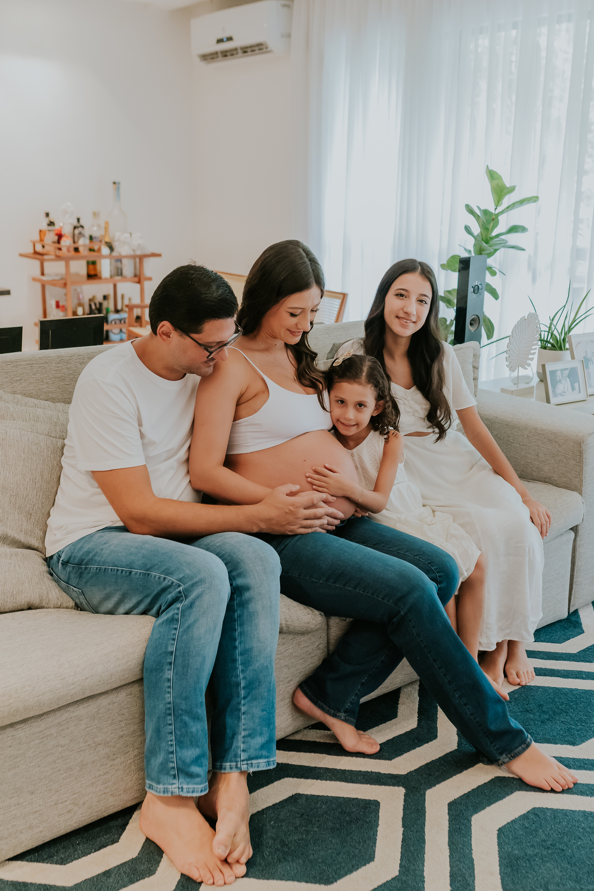 fotografa bruna Guerson fotografia família ensaio gestante em casa rio de janeiro Tijuca a espera da Cecilia 