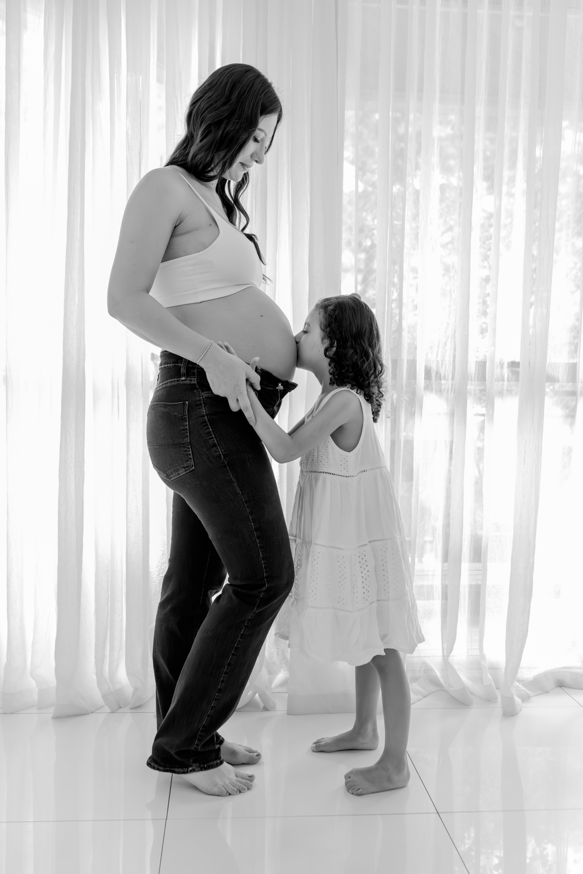 fotografa bruna Guerson fotografia família ensaio gestante em casa rio de janeiro Tijuca a espera da Cecilia 