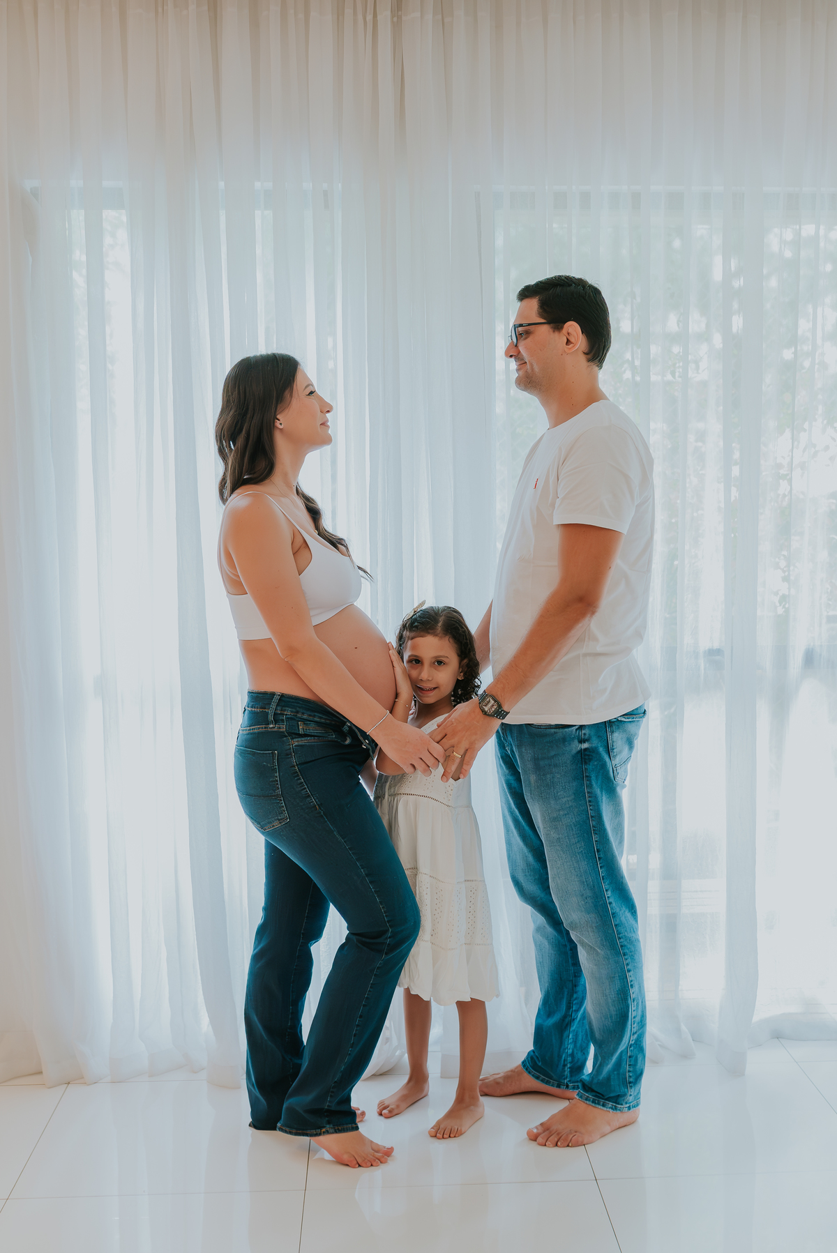 fotografa bruna Guerson fotografia família ensaio gestante em casa rio de janeiro Tijuca a espera da Cecilia 