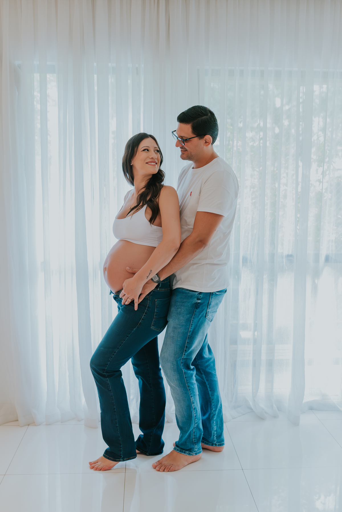 fotografa bruna Guerson fotografia família ensaio gestante em casa rio de janeiro Tijuca a espera da Cecilia 