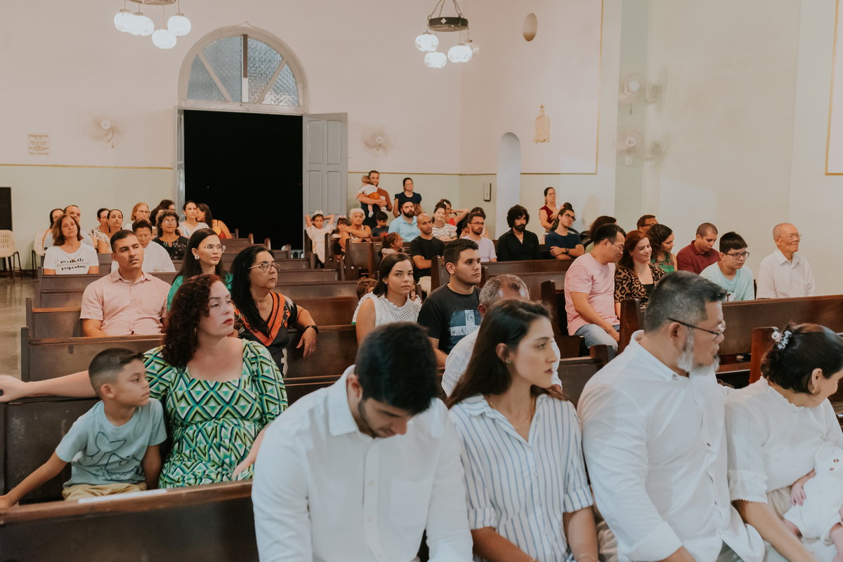 fotografia batizado batismo igreja sagrada família morro do ouro ilha do governador ribeira Rio de Janeiro fotografa familia Pedro mitsuo 