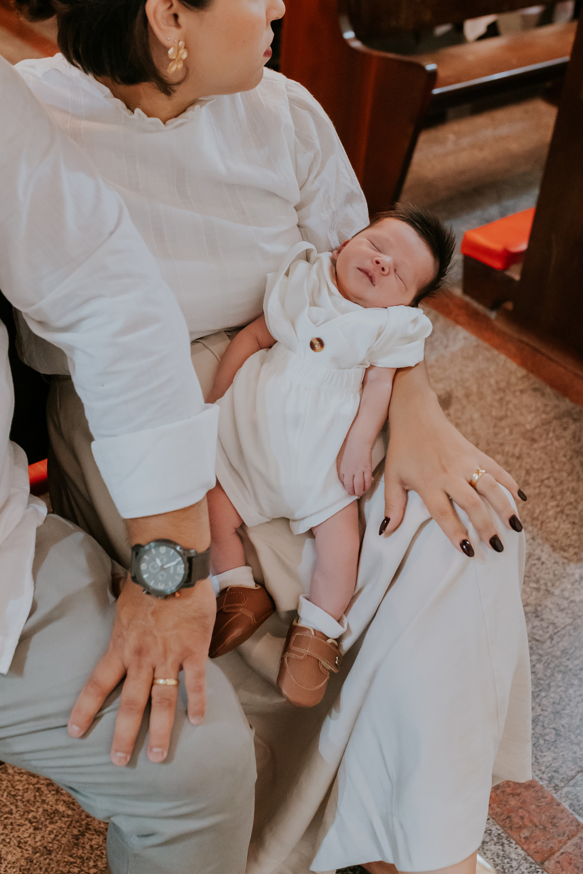 fotografia batizado batismo igreja sagrada família morro do ouro ilha do governador ribeira Rio de Janeiro fotografa familia Pedro mitsuo 