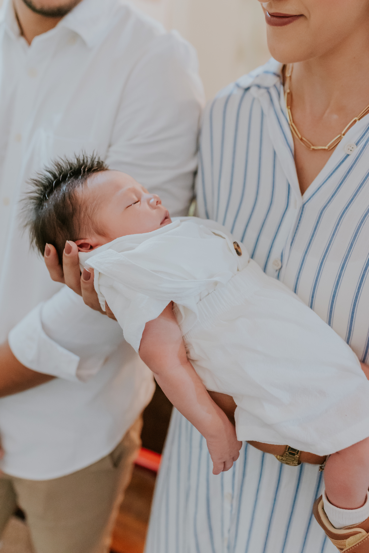 fotografia batizado batismo igreja sagrada família morro do ouro ilha do governador ribeira Rio de Janeiro fotografa familia Pedro mitsuo 