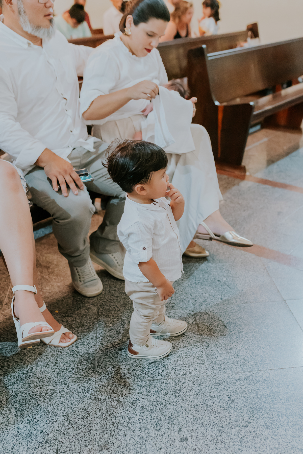 fotografia batizado batismo igreja sagrada família morro do ouro ilha do governador ribeira Rio de Janeiro fotografa familia Pedro mitsuo 