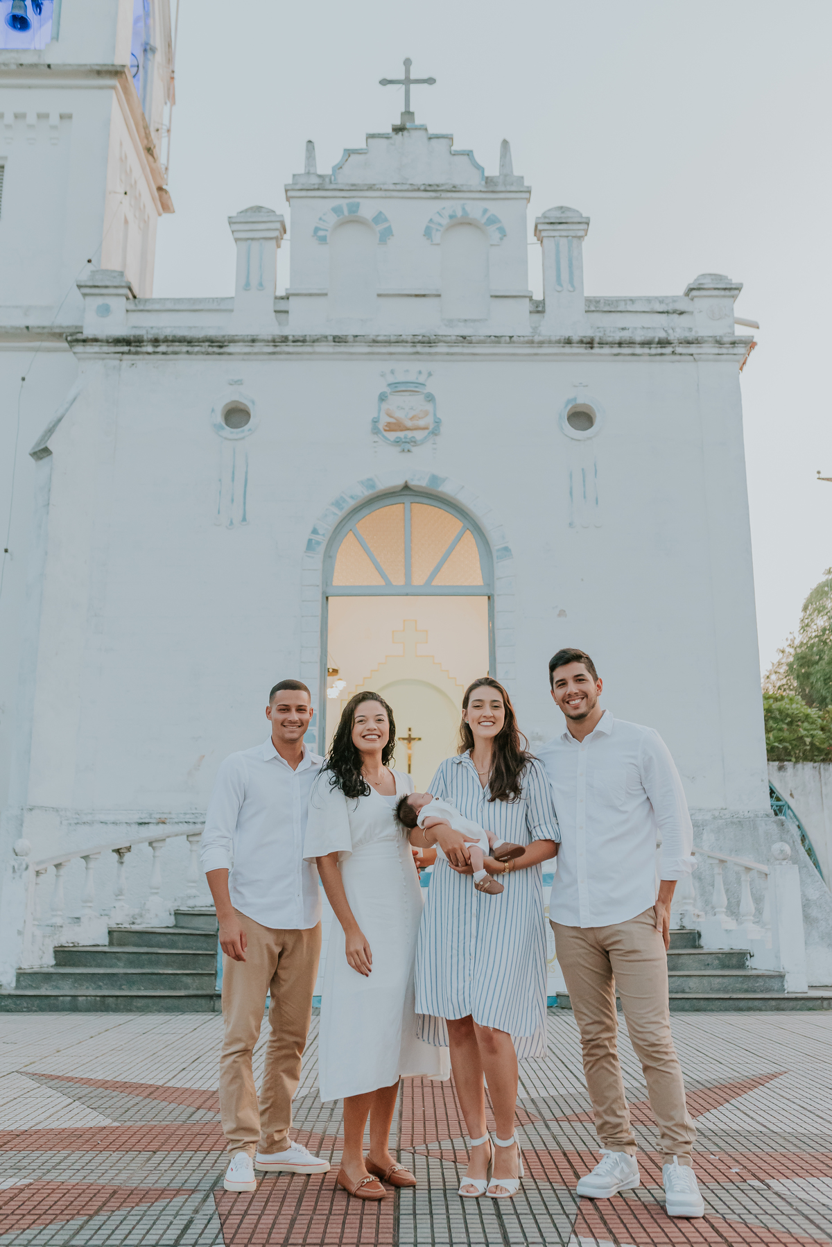 fotografia batizado batismo igreja sagrada família morro do ouro ilha do governador ribeira Rio de Janeiro fotografa familia Pedro mitsuo 