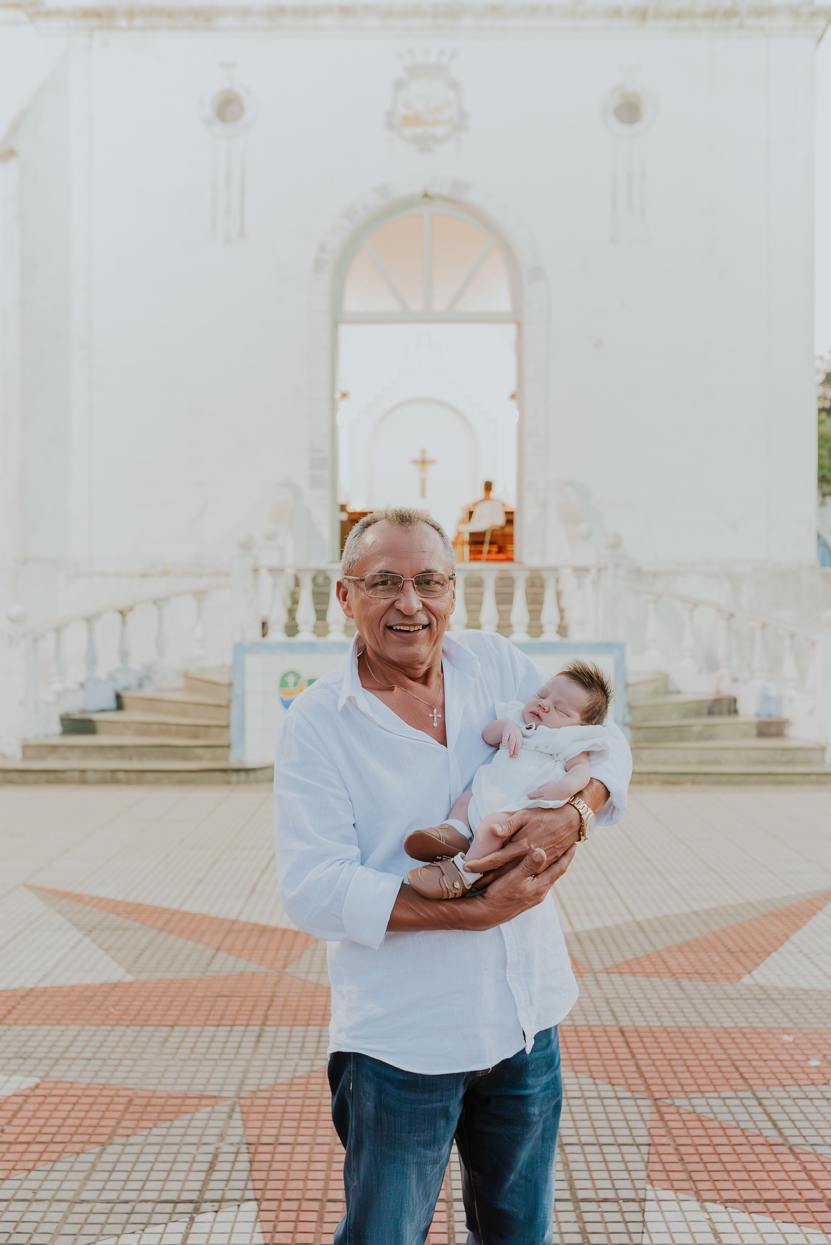 fotografia batizado batismo igreja sagrada família morro do ouro ilha do governador ribeira Rio de Janeiro fotografa familia Pedro mitsuo 