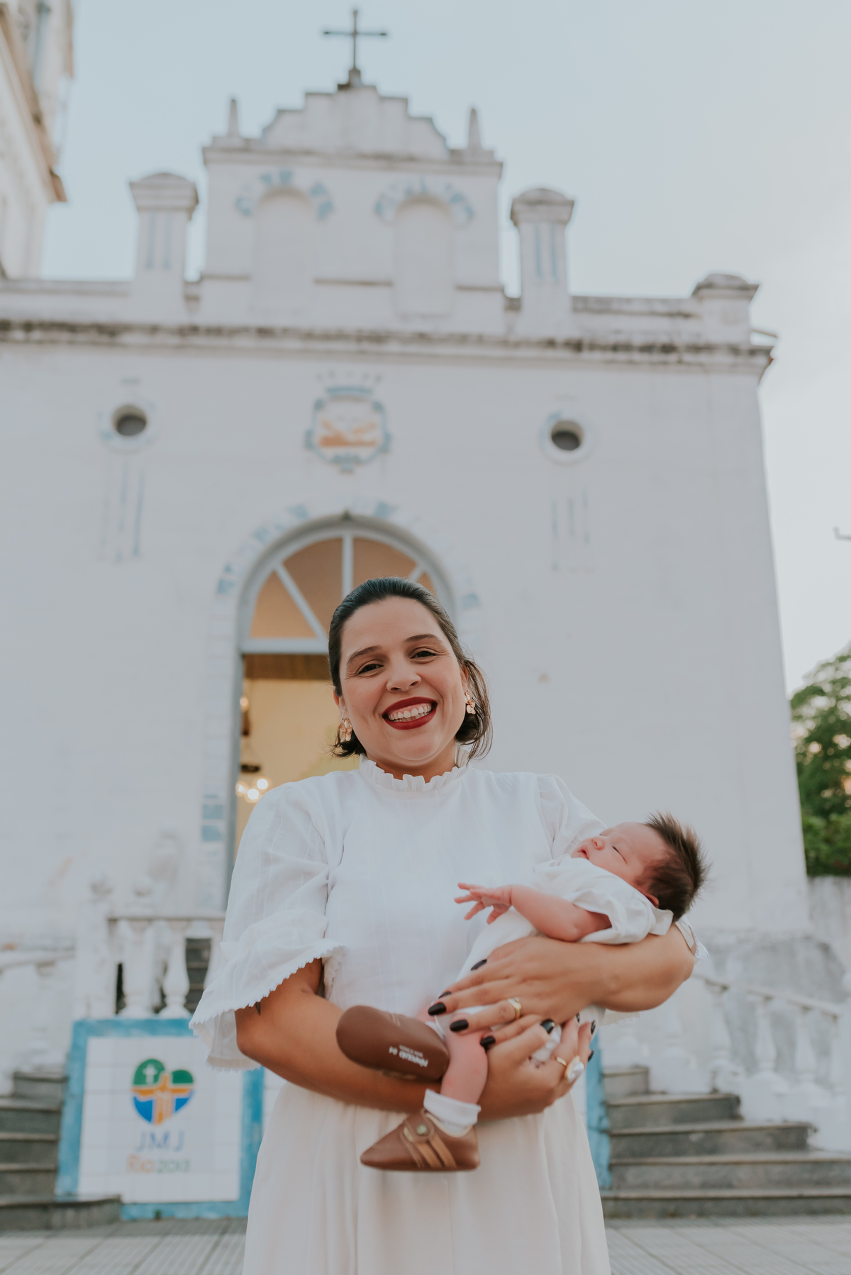 fotografia batizado batismo igreja sagrada família morro do ouro ilha do governador ribeira Rio de Janeiro fotografa familia Pedro mitsuo 