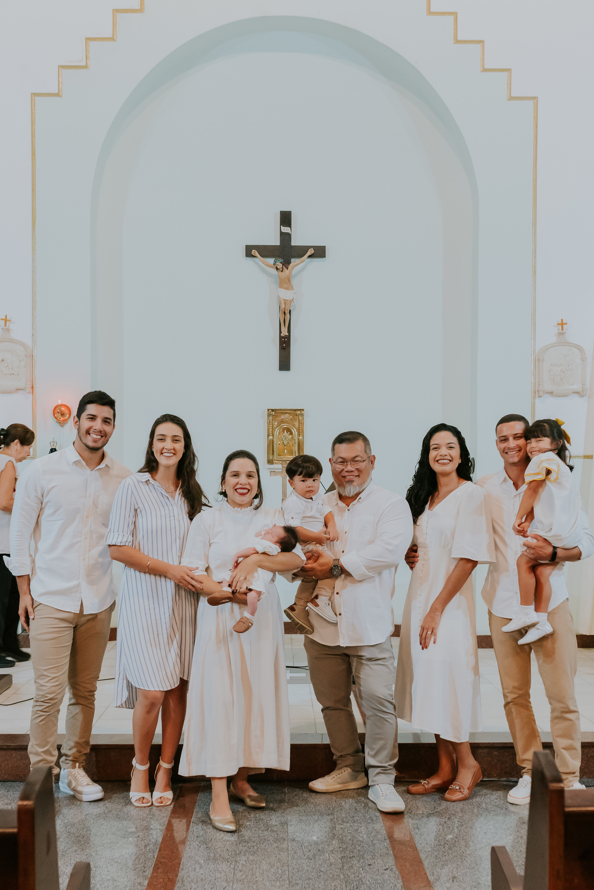 fotografia batizado batismo igreja sagrada família morro do ouro ilha do governador ribeira Rio de Janeiro fotografa familia Pedro mitsuo 