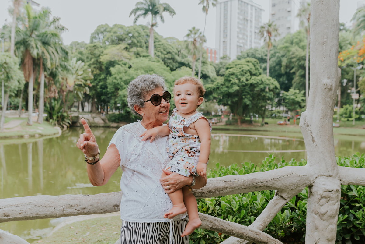 fotografia ensaio familia Niteroi campo de sao bento Rio de Janeiro fotografa ensaio externo acompanhamento 11 meses davi