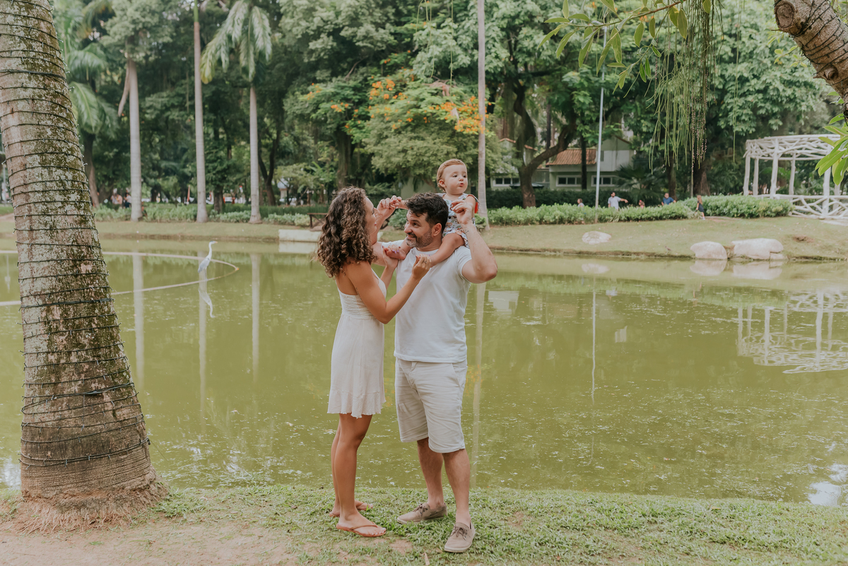 fotografia ensaio familia Niteroi campo de sao bento Rio de Janeiro fotografa ensaio externo acompanhamento 11 meses davi