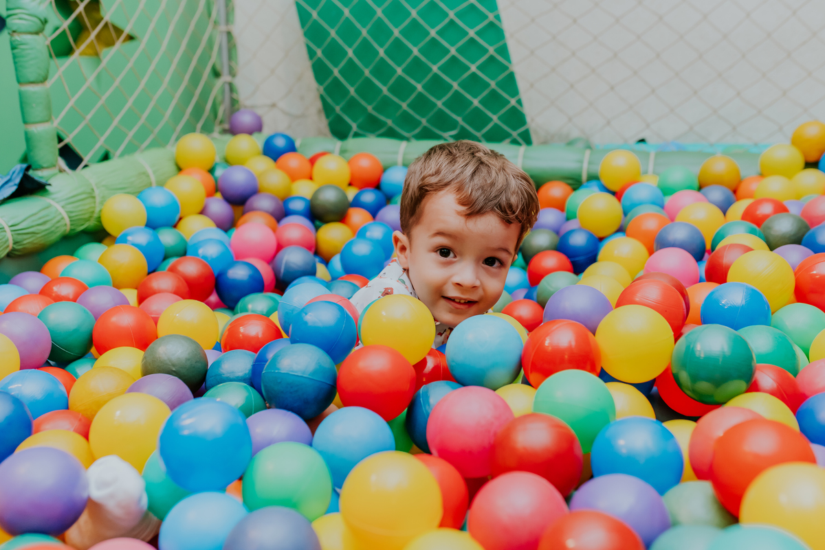 fotografia festa infantil jacapregua Rio de Janeiro fotografa familia 3 anos Antonio tema 3 porquinhos casa de festas dreams
