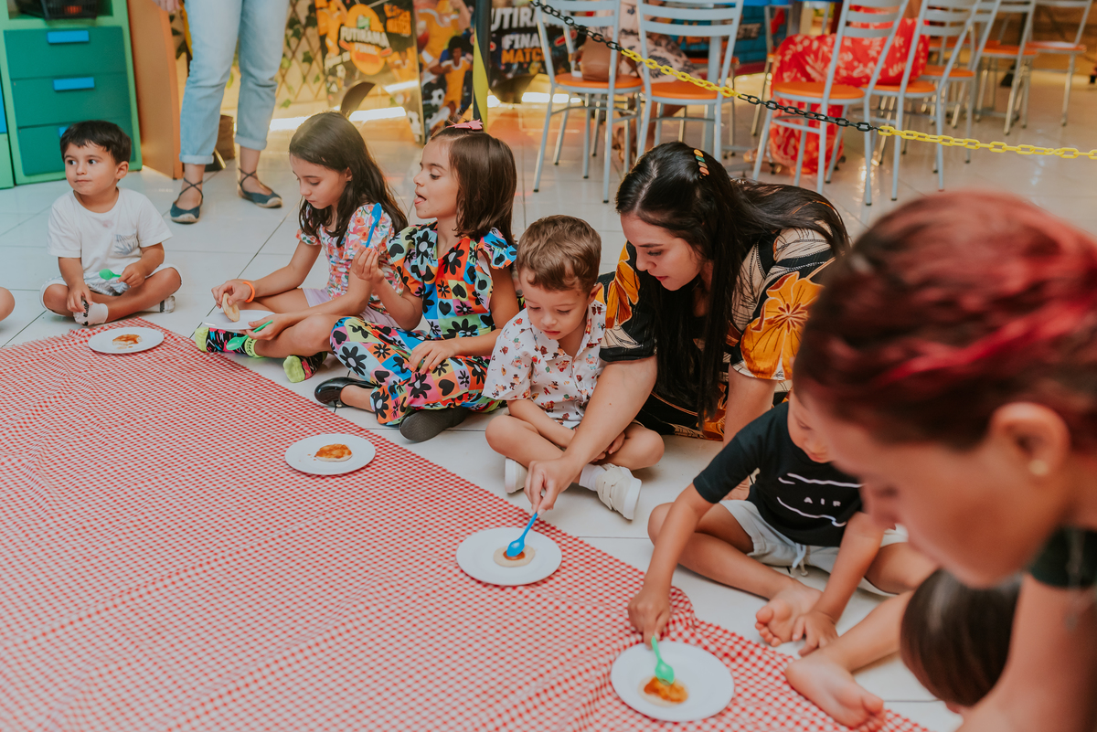 fotografia festa infantil jacapregua Rio de Janeiro fotografa familia 3 anos Antonio tema 3 porquinhos casa de festas dreams