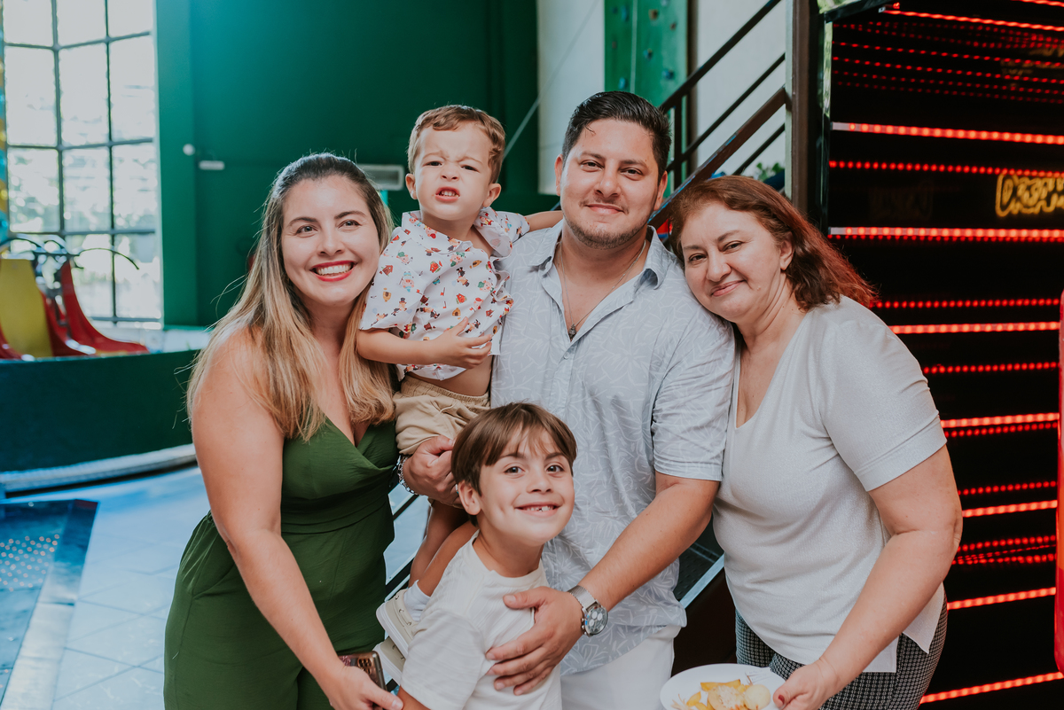 fotografia festa infantil jacapregua Rio de Janeiro fotografa familia 3 anos Antonio tema 3 porquinhos casa de festas dreams