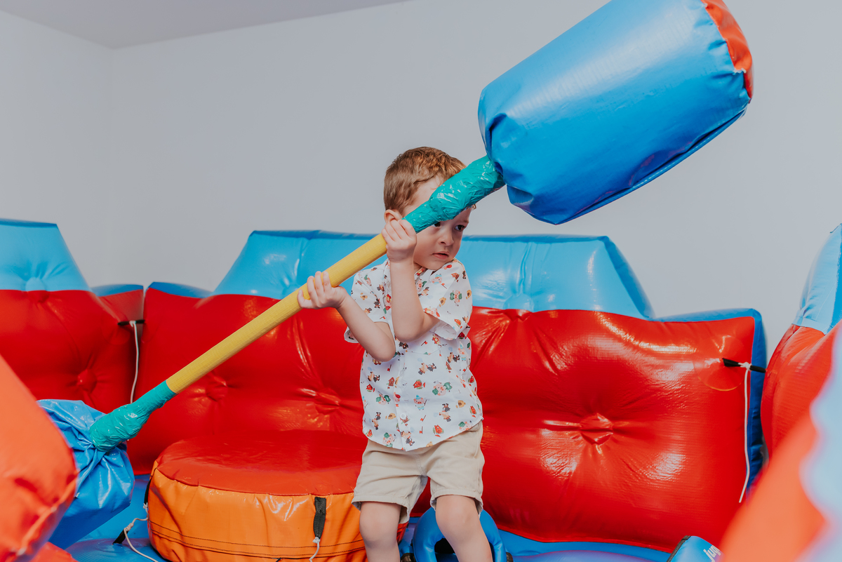 fotografia festa infantil jacapregua Rio de Janeiro fotografa familia 3 anos Antonio tema 3 porquinhos casa de festas dreams