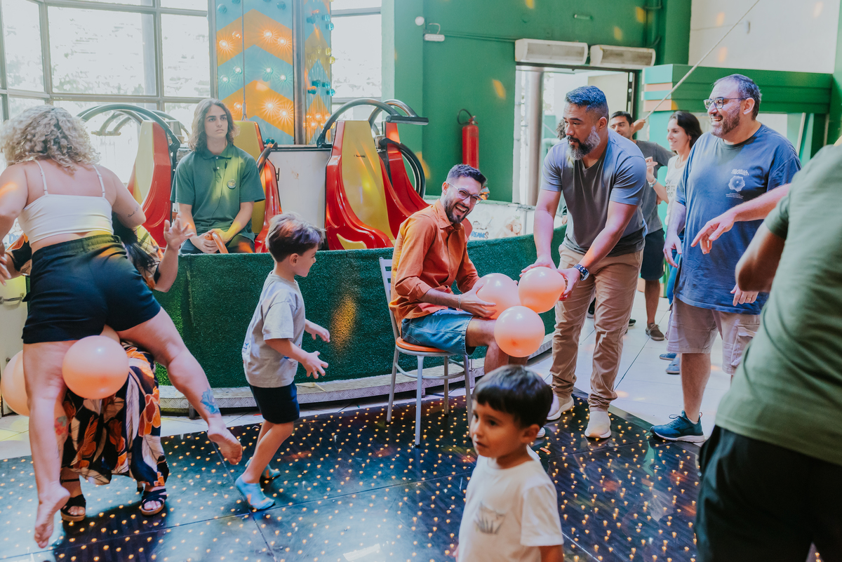 fotografia festa infantil jacapregua Rio de Janeiro fotografa familia 3 anos Antonio tema 3 porquinhos casa de festas dreams
