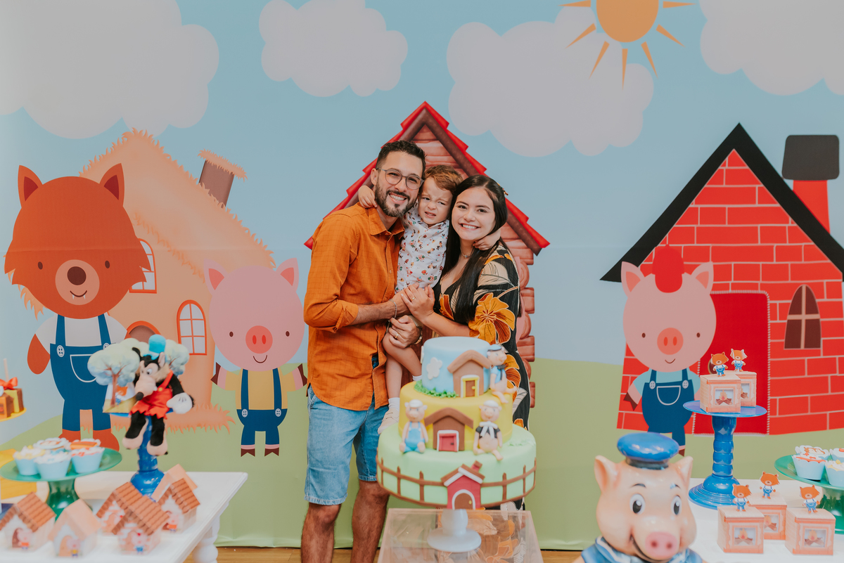 fotografia festa infantil jacapregua Rio de Janeiro fotografa familia 3 anos Antonio tema 3 porquinhos casa de festas dreams