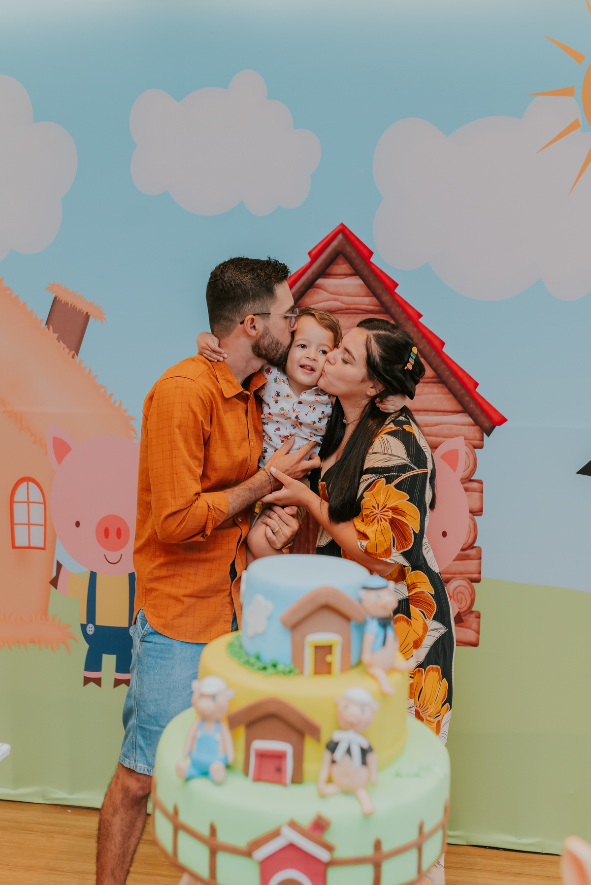 fotografia festa infantil jacapregua Rio de Janeiro fotografa familia 3 anos Antonio tema 3 porquinhos casa de festas dreams