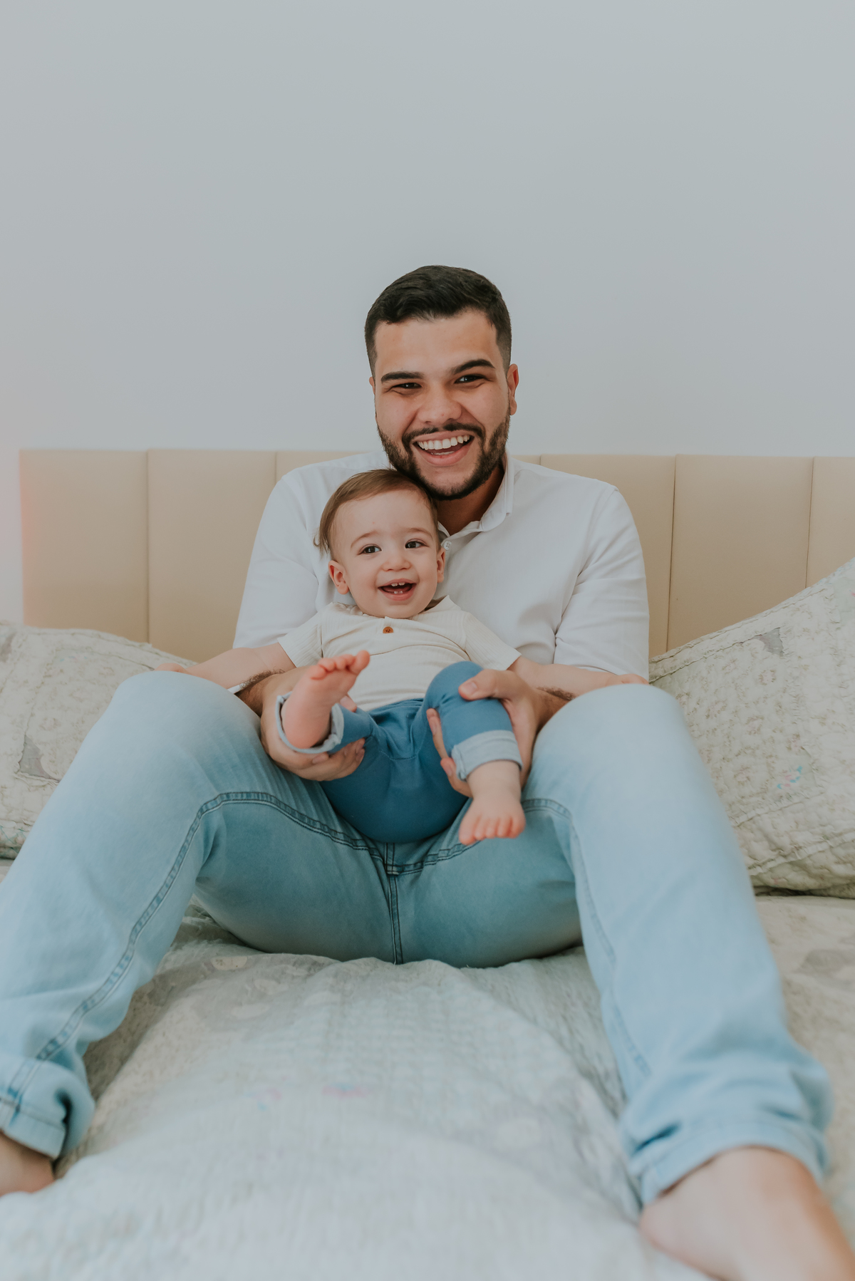 fotografia fotografa familia ensaio em casa acompanhamento 11 meses Noah ilha do governador portuguesa rio de janeiro