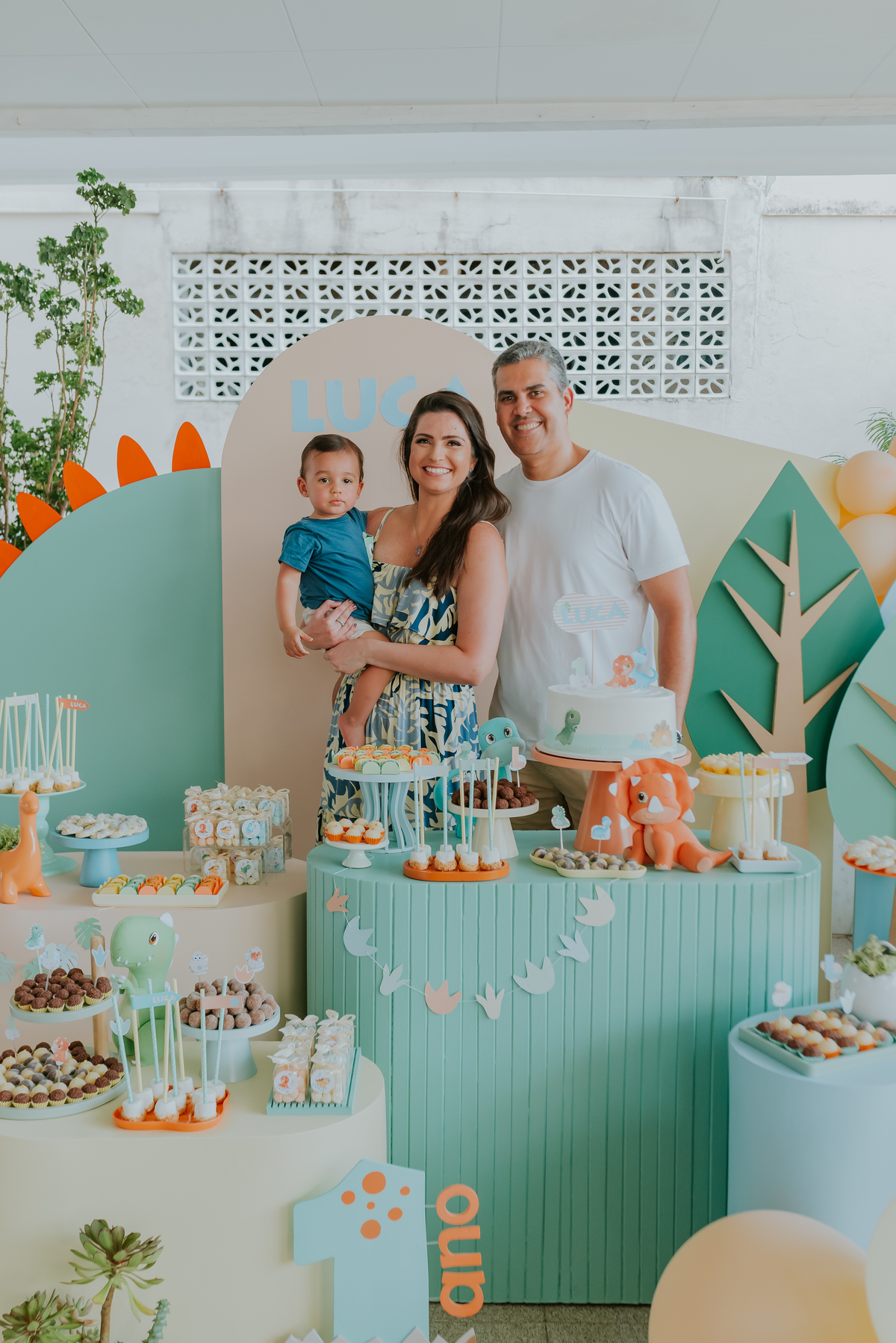 fotografia festa infantil 1 ano luca tema dinosauro ilha do governador jardim Guanabara Rio de Janeiro fotografa familia