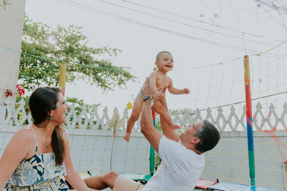fotografia festa infantil 1 ano luca tema dinosauro ilha do governador jardim Guanabara Rio de Janeiro fotografa familia