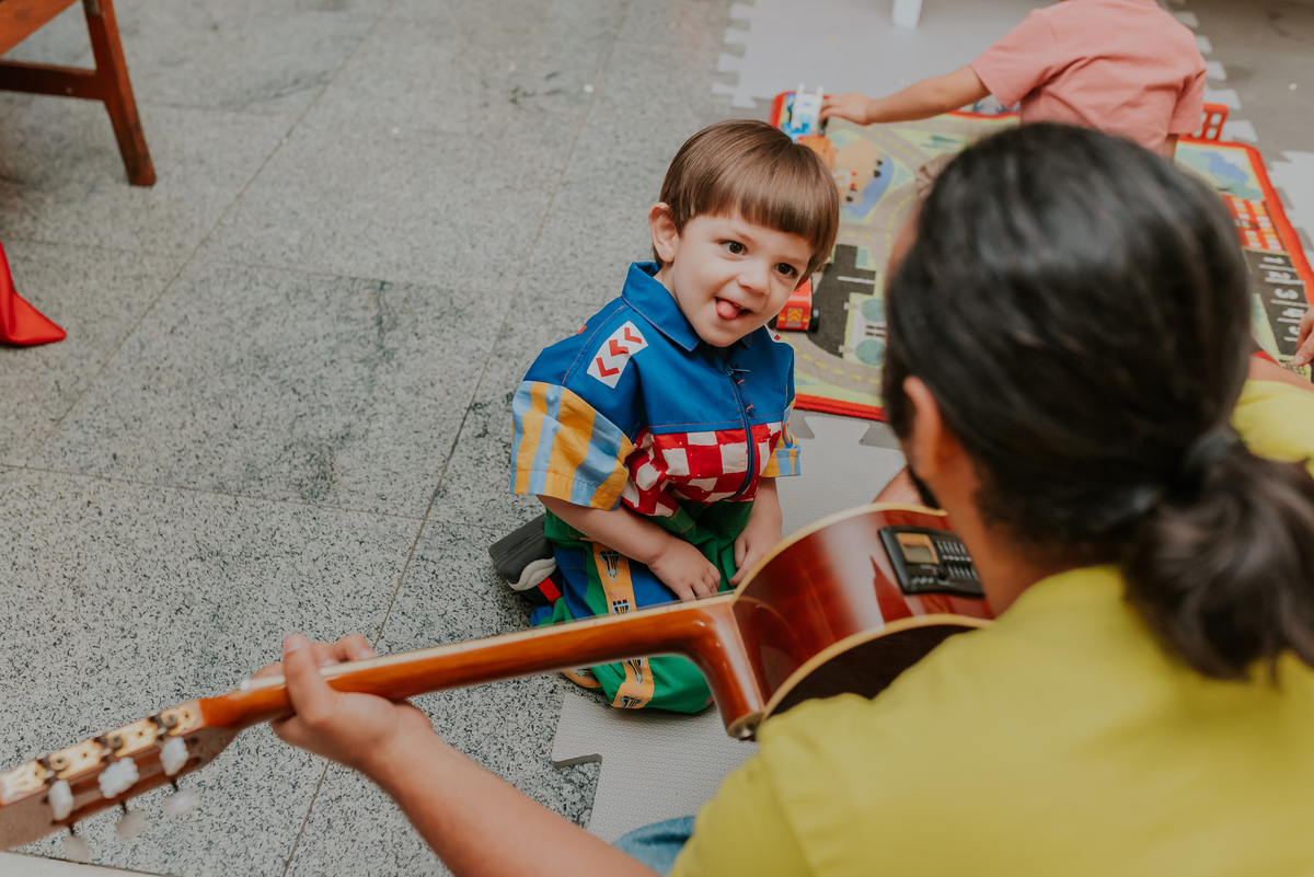 fotografia festa infantil 2 anos Miguel Tijuca rio de janeiro tema astronauta fotografa familia 