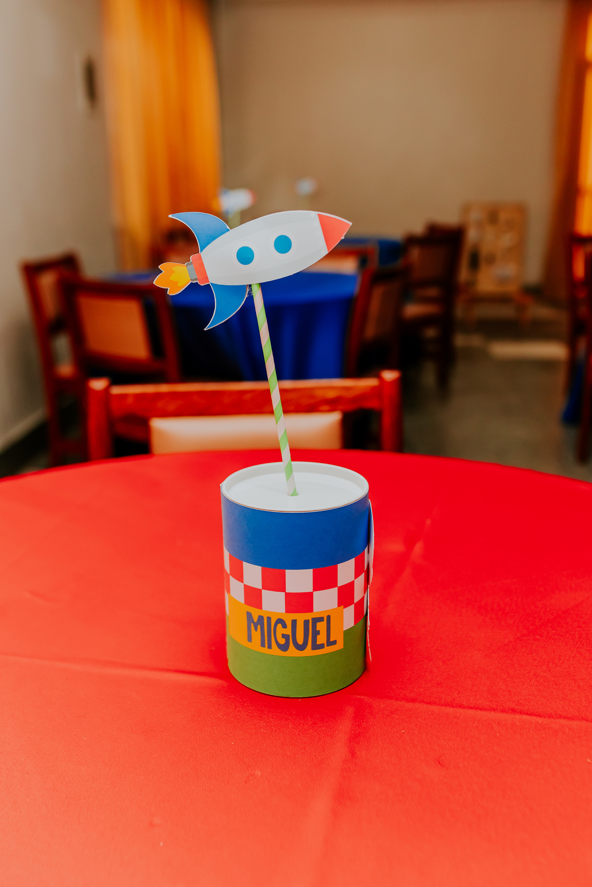 fotografia festa infantil 2 anos Miguel Tijuca rio de janeiro tema astronauta fotografa familia 