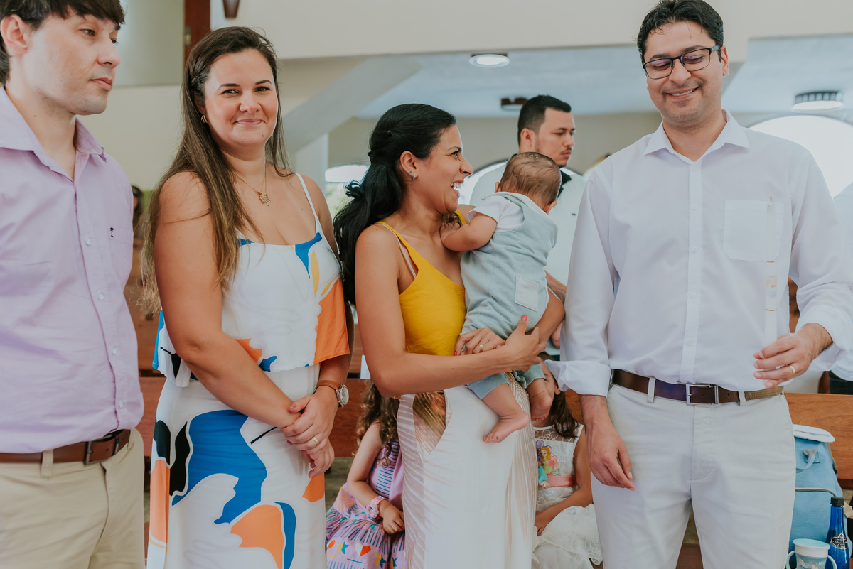 fotografia batizado batismo Rio de Janeiro theo ilha do governador fotografa familia capela nossa senhora de Fatima jardim Guanabara 