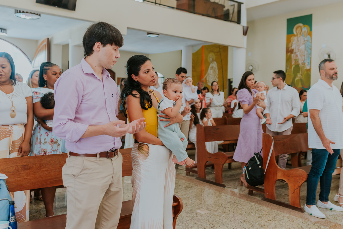 fotografia batizado batismo Rio de Janeiro theo ilha do governador fotografa familia capela nossa senhora de Fatima jardim Guanabara 