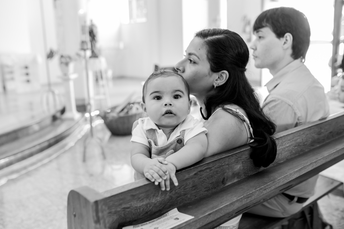 fotografia batizado batismo Rio de Janeiro theo ilha do governador fotografa familia capela nossa senhora de Fatima jardim Guanabara 
