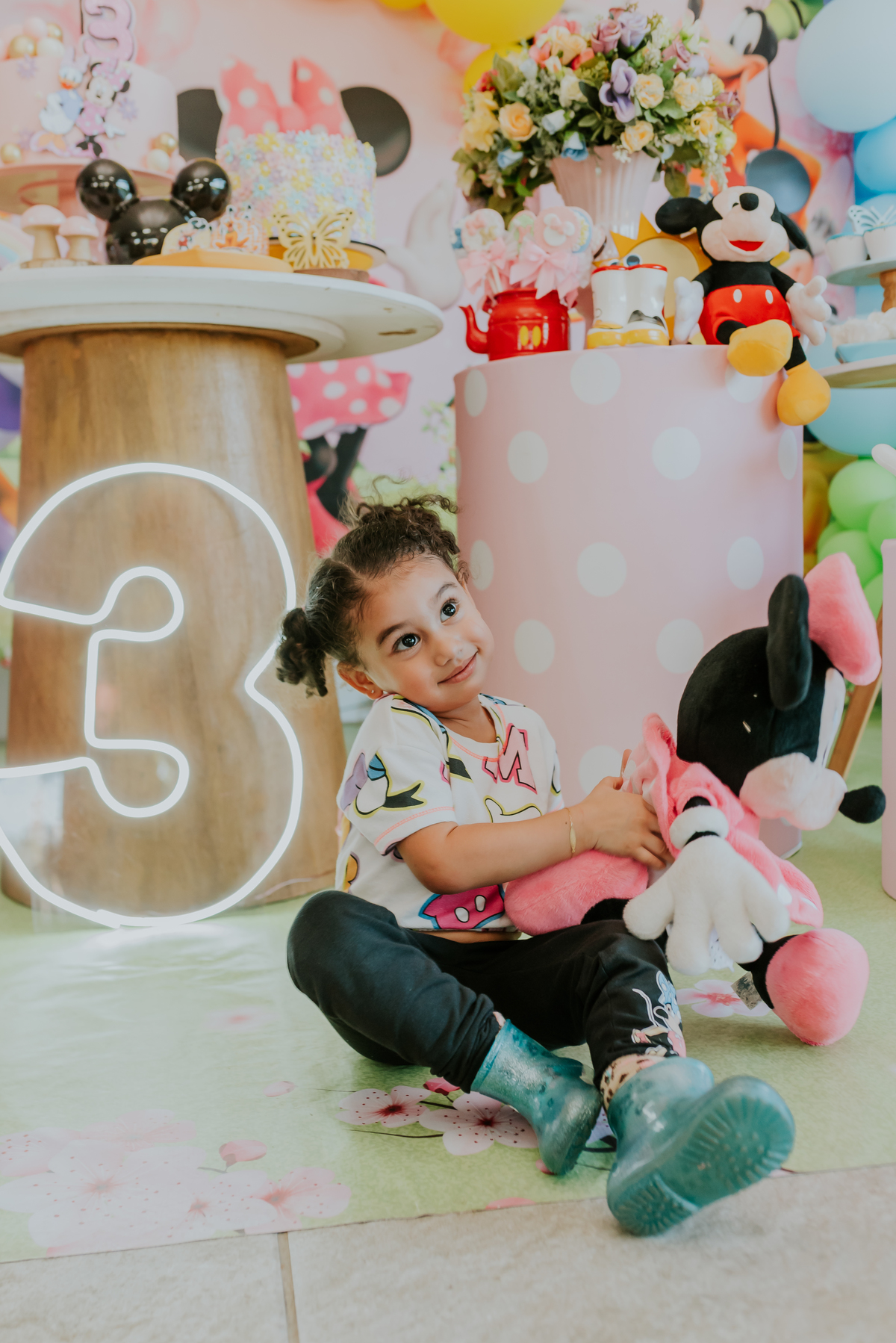 fotografia festa infantil galeto ilha do governador Rio de Janeiro 3 anos Manuela tema mickey e Minnie fotografa familia 