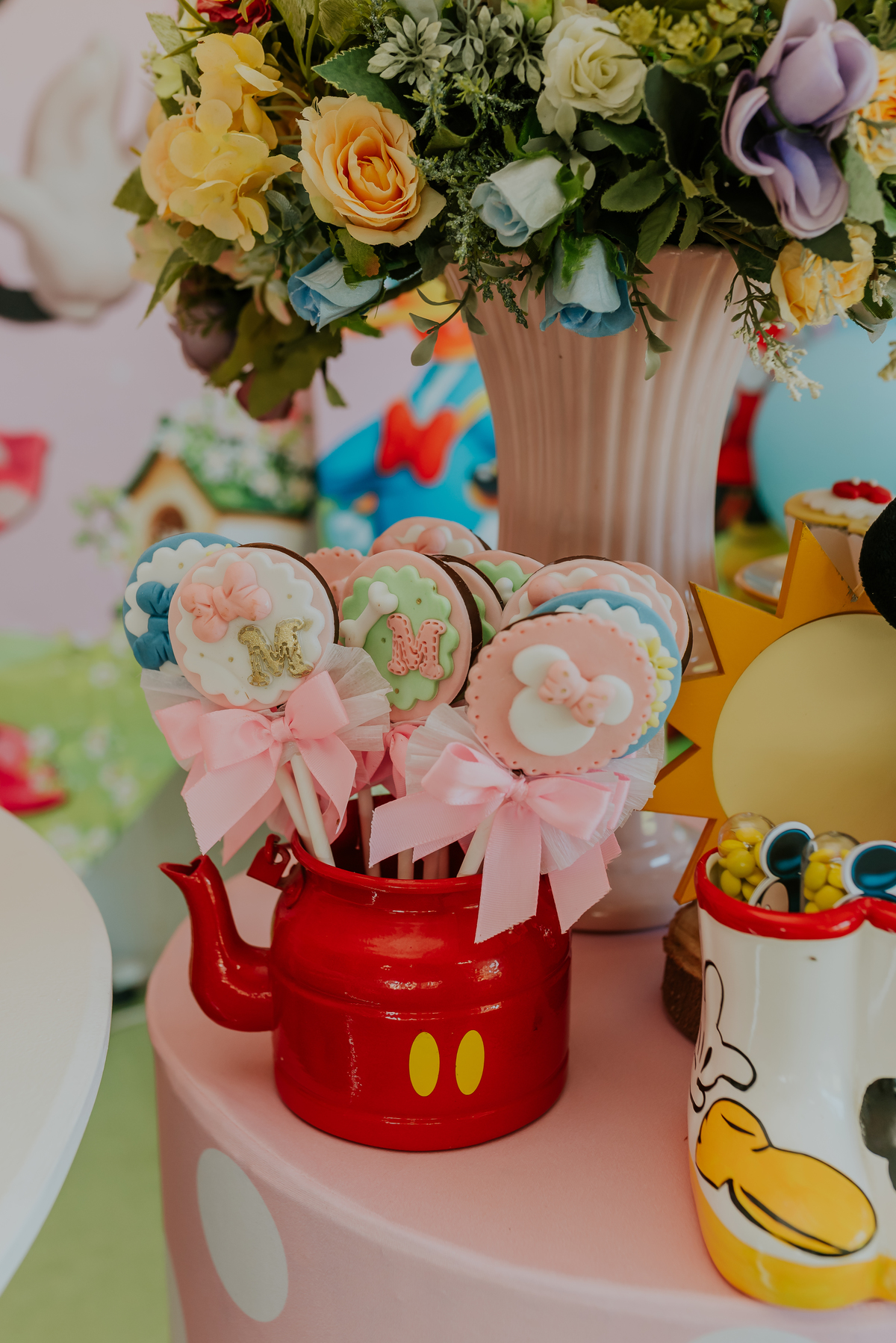 fotografia festa infantil galeto ilha do governador Rio de Janeiro 3 anos Manuela tema mickey e Minnie fotografa familia 