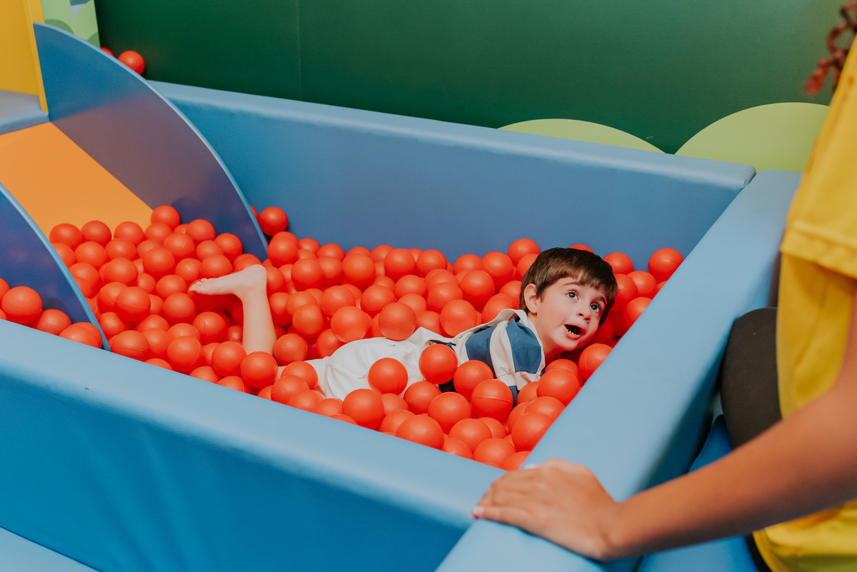 fotografia festa infantil barra da Tijuca folia encantada Rio de Janeiro 4 anos Arthur tema patrulha cantina fotografa bruna Guerson familia 