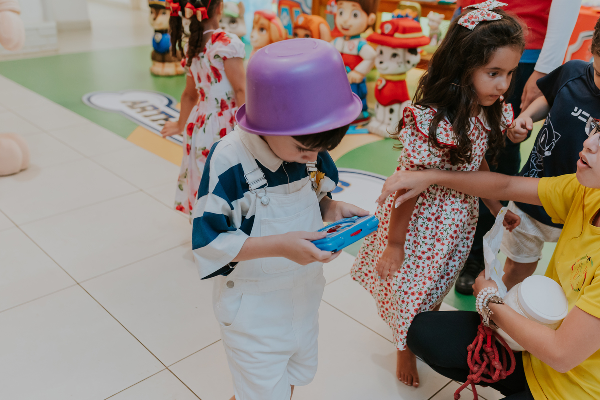 fotografia festa infantil barra da Tijuca folia encantada Rio de Janeiro 4 anos Arthur tema patrulha cantina fotografa bruna Guerson familia 