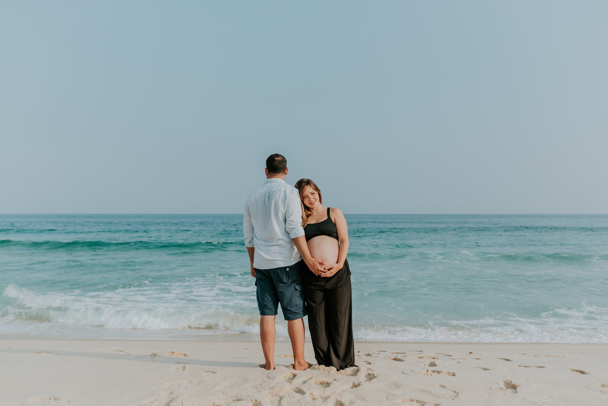 fotografia ensaio gestante fotografa familia externo praia barra da Tijuca rio de janeiro a espera do lucas Bruna Guerson 