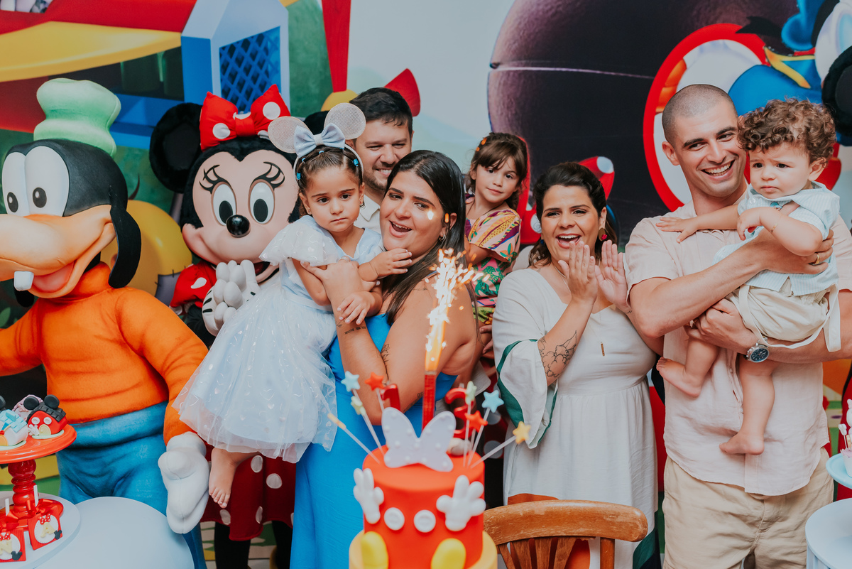 fotografia festa infantil Niteroi Icarai rio de janeiro primos tema mickey Antonio 1 ano catarina 3 anos fotografa bruna Guerson 