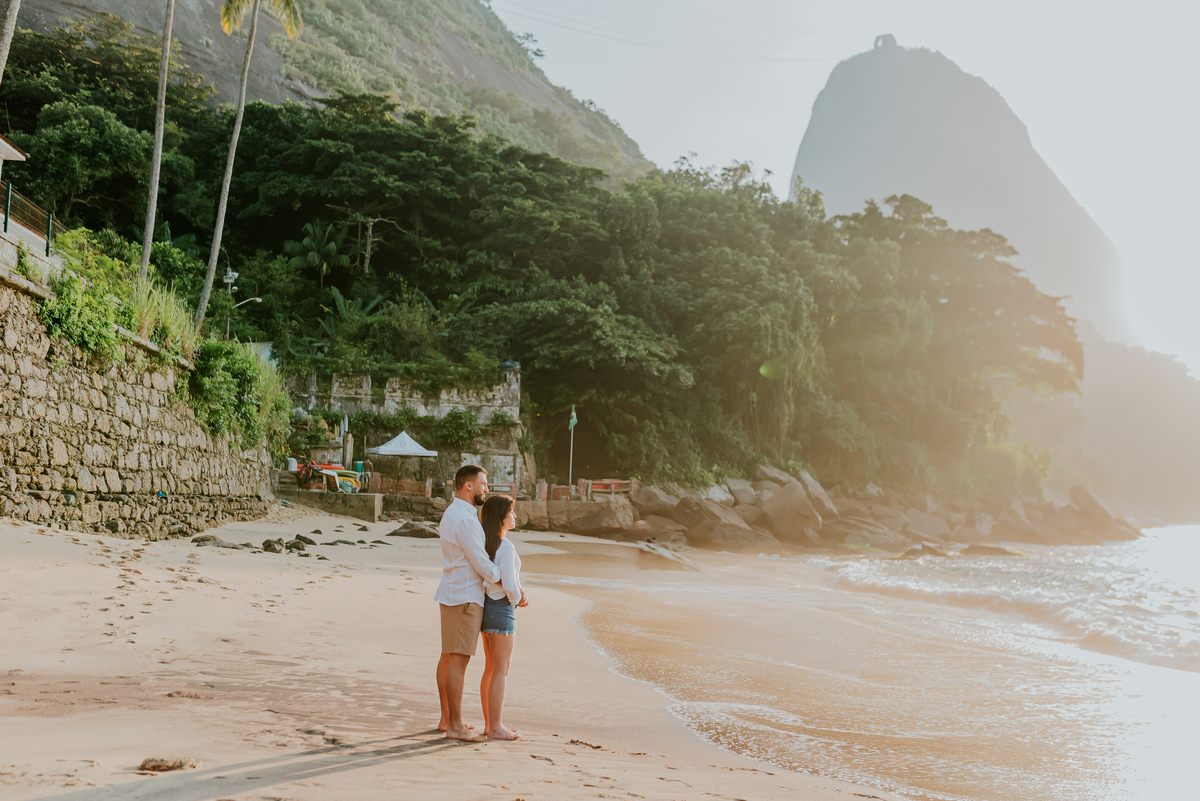 fotografia ensaio casal externo Rio de Janeiro praia vermelha urca mirante dona marta fotografa bruna Guerson 