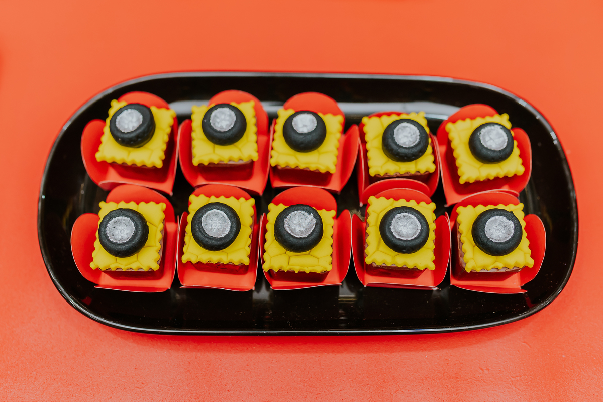 fotografia festa infantil 2 anos bento tema carros Meier Rio de Janeiro fotografa familia bruna Guerson 