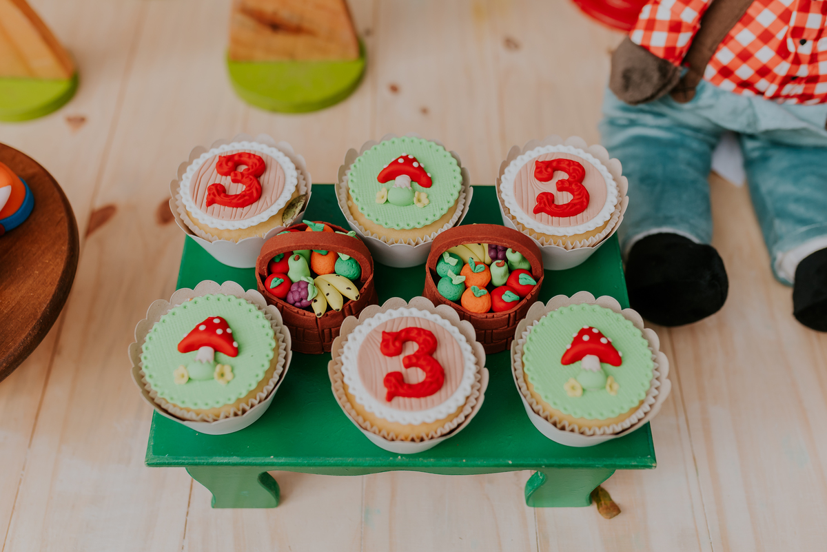 fotografia festa infantil 3 anos Julia Joana gemas tema tres porquinhos barra da Tijuca Rio de Janeiro fotografa familia bruna Guerson 