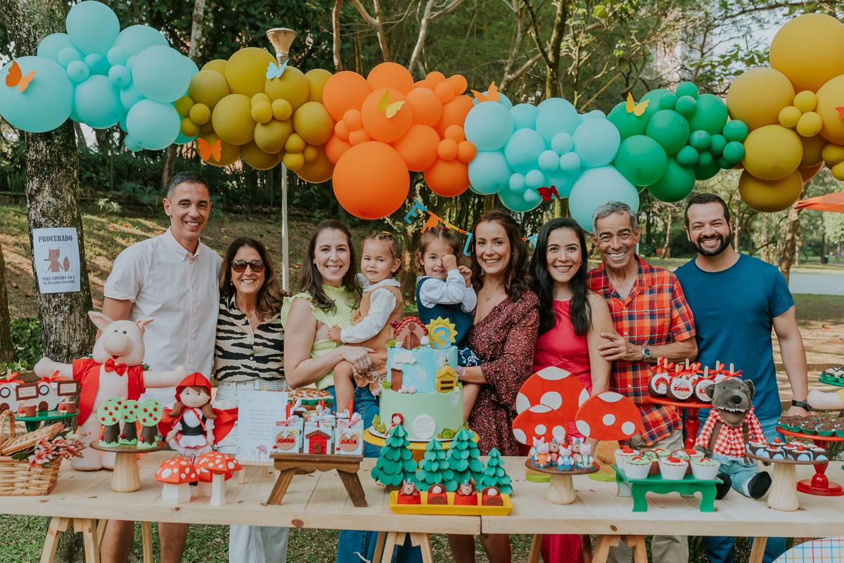 fotografia festa infantil 3 anos Julia Joana gemas tema tres porquinhos barra da Tijuca Rio de Janeiro fotografa familia bruna Guerson 