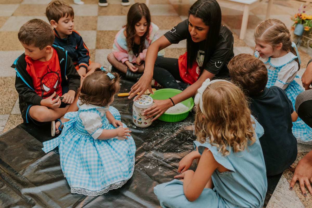 fotografia festa infantil 1 ano Lara tema magico de oz barra da Tijuca Rio de Janeiro fotografa familia bruna Guerson 